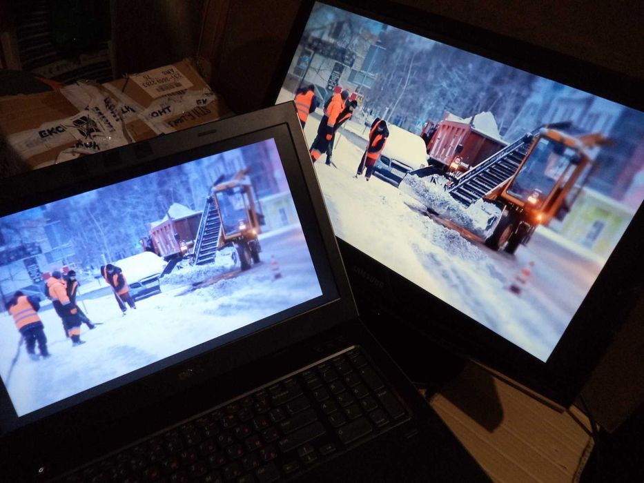 23" Монитор Samsung SyncMaster 2333HD с ТВ-вход