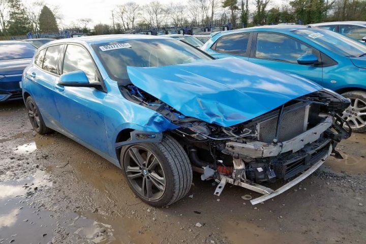 Dezmembrez BMW Seria 1 F40