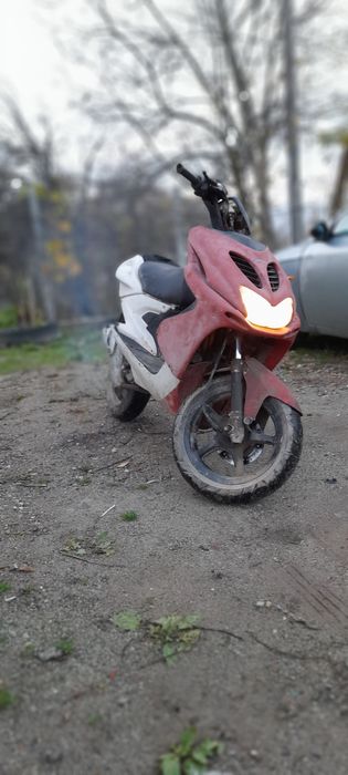 Vand sau schimb Scuter 49cc 2t