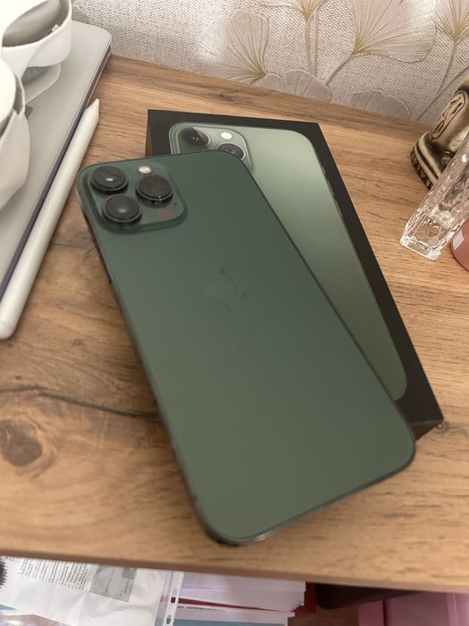 Продам iPhone 13 Pro Max в идеале