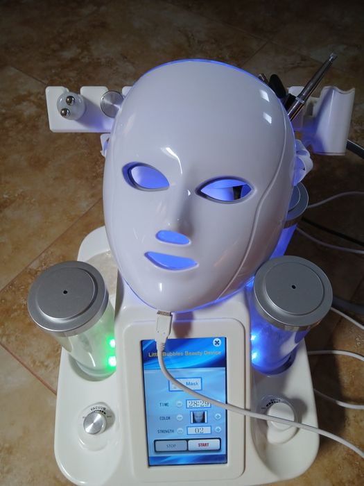 Hidrafacial 8 IN 1