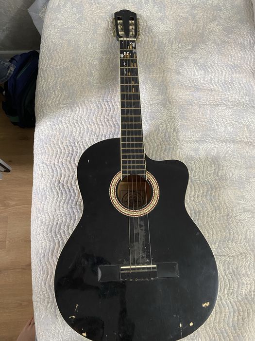 Гитара музыкальные