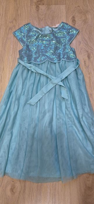Официални дрехи за момиче 7/8 цена за всичко