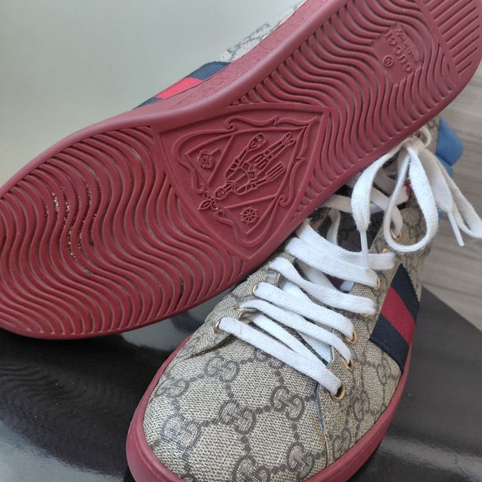 Продаю фирменные кроссовки Gucci