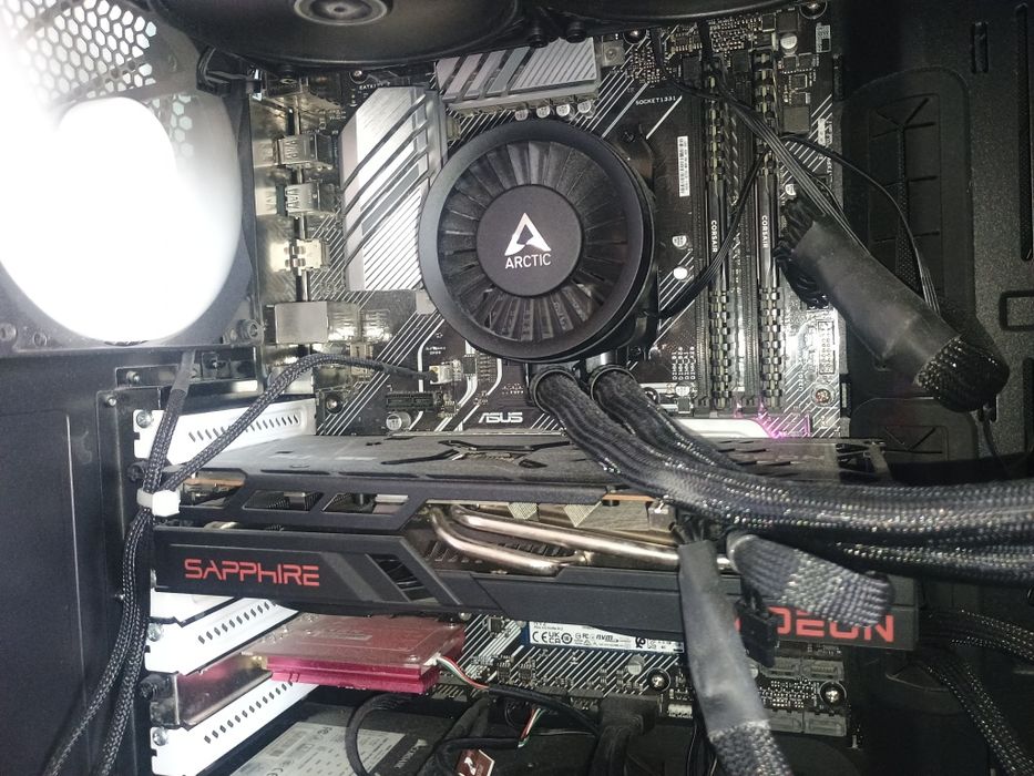 Pc gaming, ryzen 7, amd 6700xt, 32 gb ram