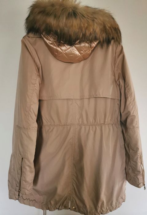 Яке в топло бежово Betty Barclay