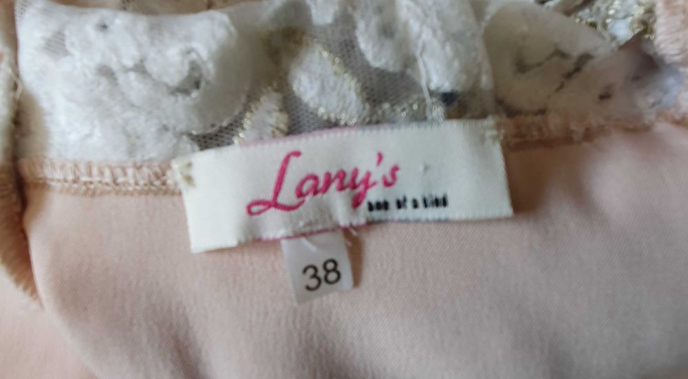 Rochie ocazie deosebita