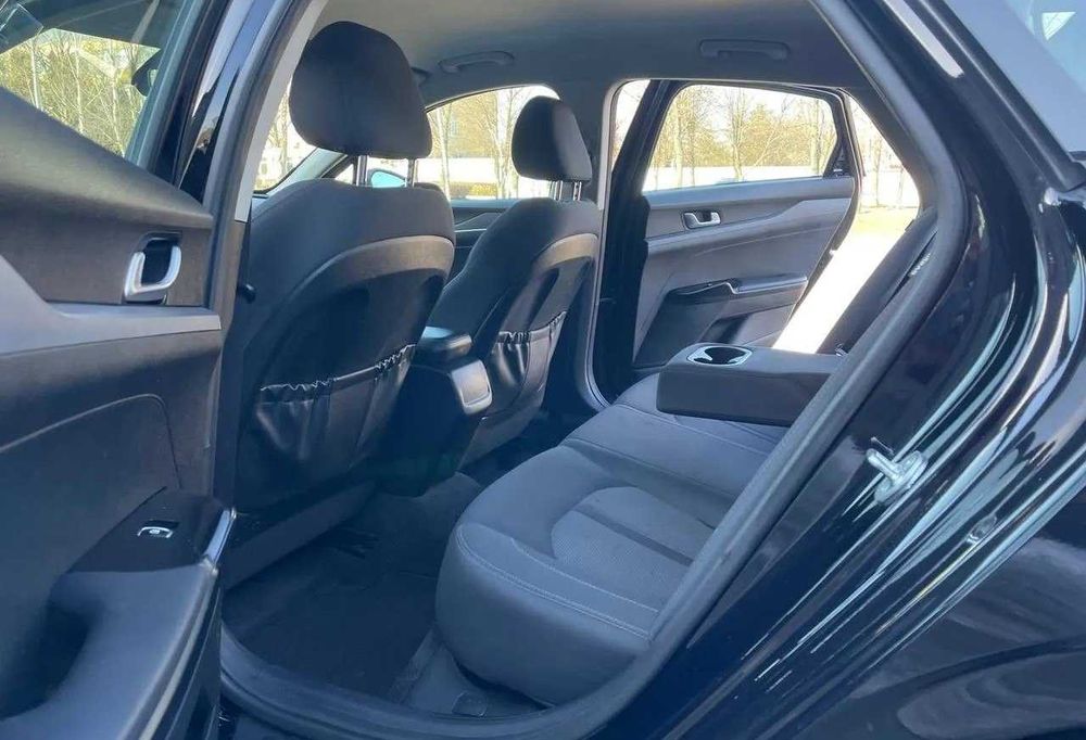 Kia K5 2021 года