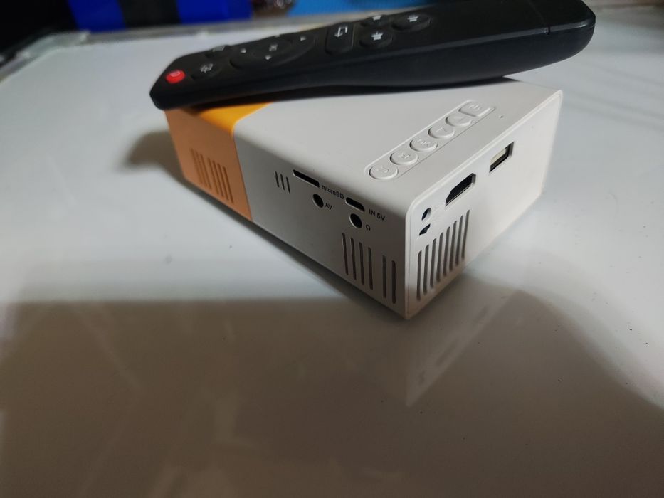 мини Проектор продам