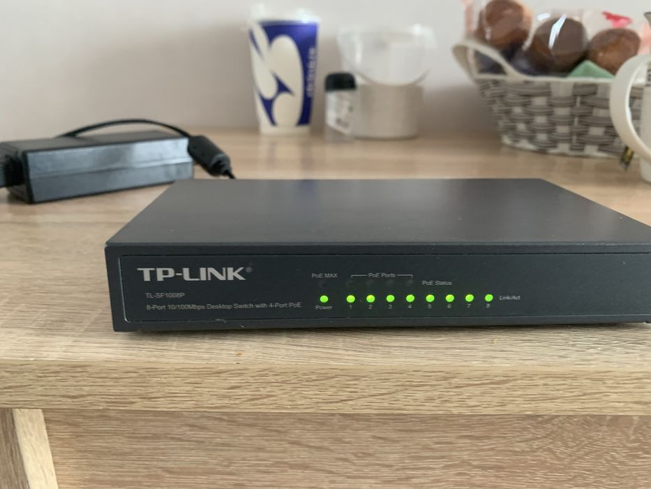 PoE коммутатор TP-LINK TL-SF1008P (8 портов)