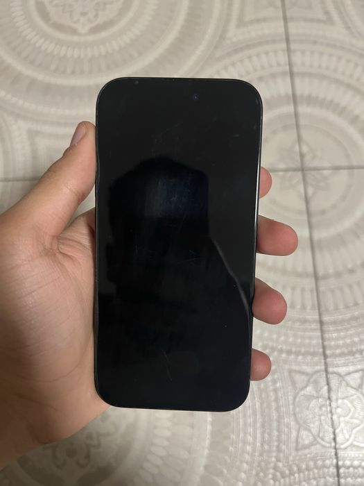 IPhone 15 usor negociabil