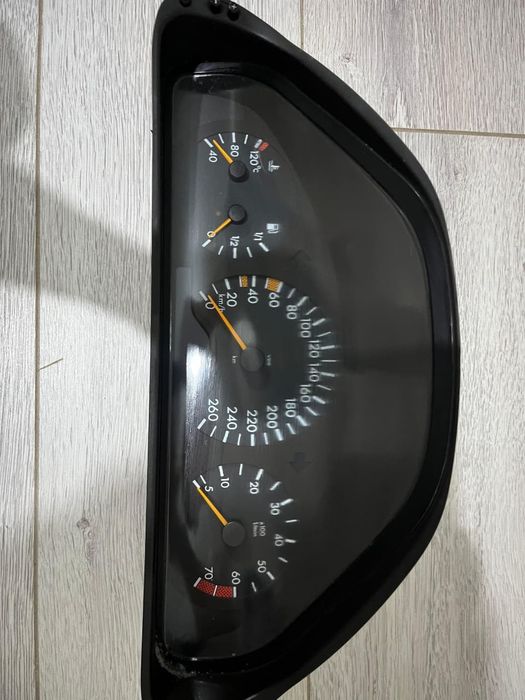 Продается шиток прибор