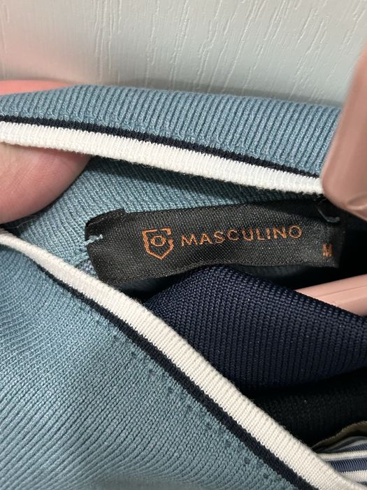 Продаю вещи носил только в праздниках