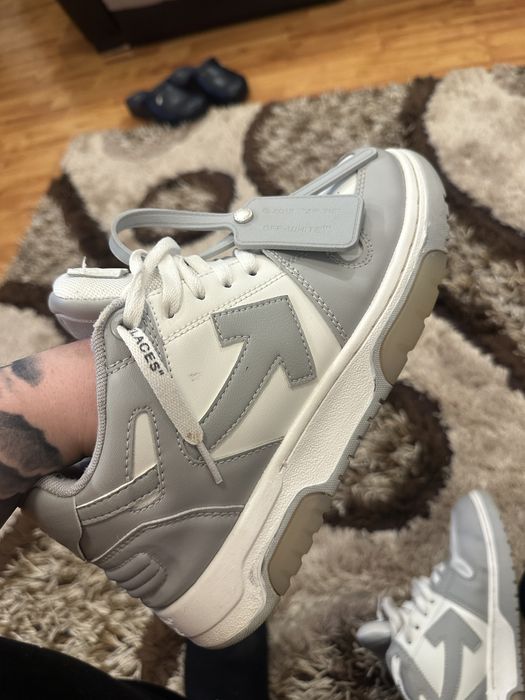 Off-White Out Off Office