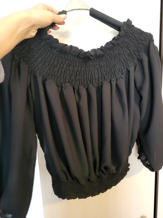 Елегантна шифонена блуза с дълъг ръкав и паднали рамене