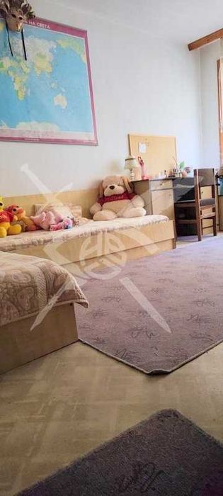 Продава се Многостаен апартамент в Айтос - 200 кв.м за 383 €/кв.м - Снимка #2