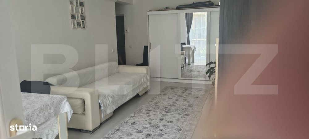 Apartament decomandat, 40 mp, etaj 1, zona Porii