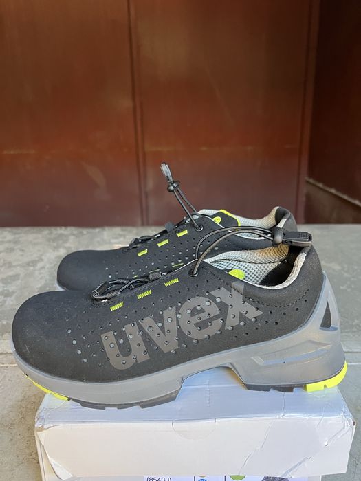 Vand pantofi protectie Uvex marimea 42