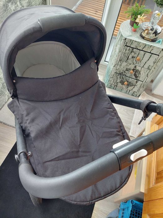Бебешка количка Cybex Talos S Lux с черно шаси