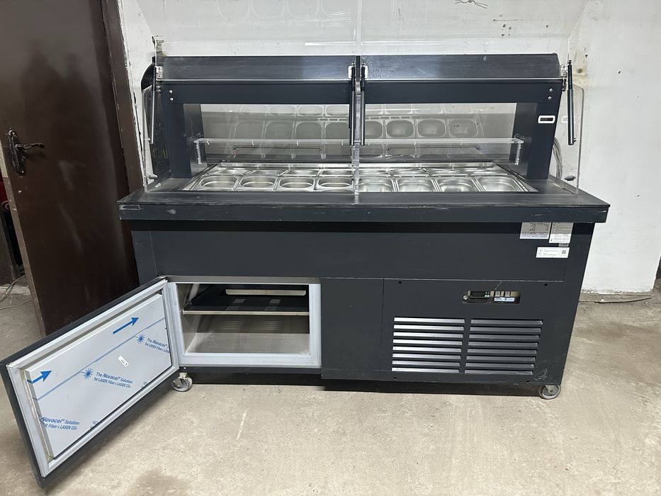 Холодильная витрина оборудование