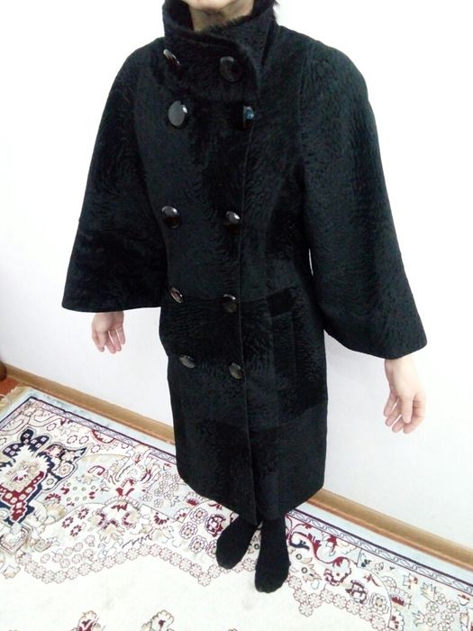 Каракулевое пальто