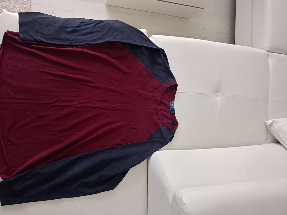 Vând bluza de corp polo Ralph Lauren,purtata,stare buna,mărimea XL.
