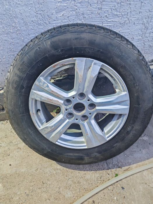 Продам колесо в сборе новое летнее