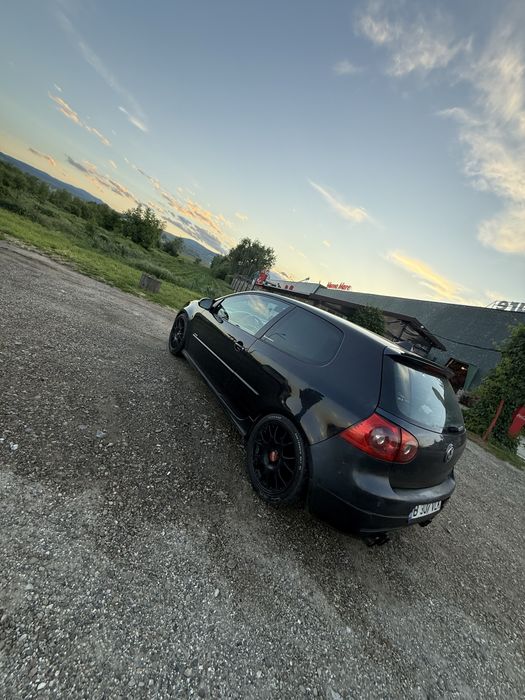 VOLKSWAGEN Golf 2007