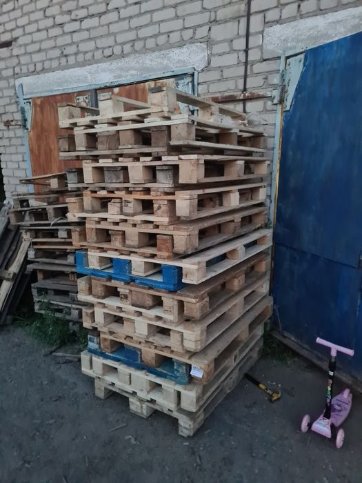 Приму поддоны  ЦЕНА РЕАЛЬНА