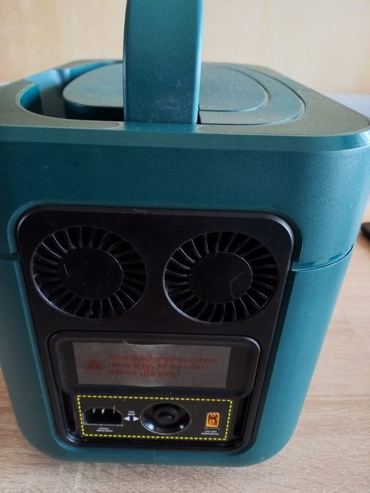 Пренпсима акумулаторна соларна станция.