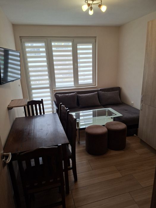 Дава се под наем Тристаен апартамент в Варна, Западна промишлена зона - 85 кв.м за 598.23 € - Снимка #1