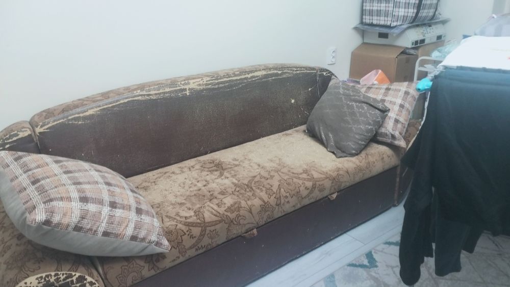 продам дёшево диван