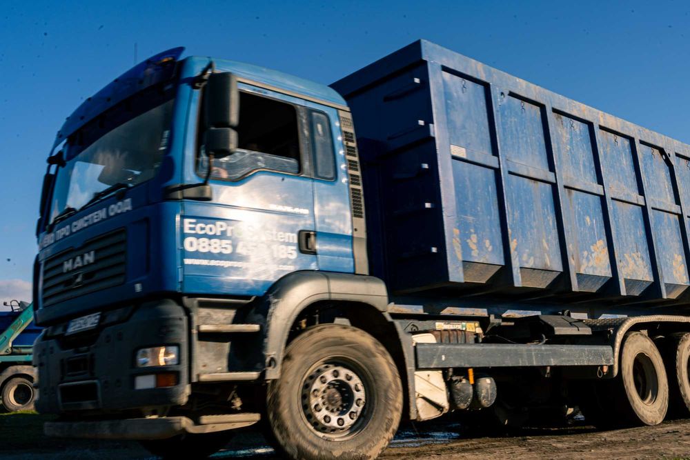 Контейнери за отпадъци