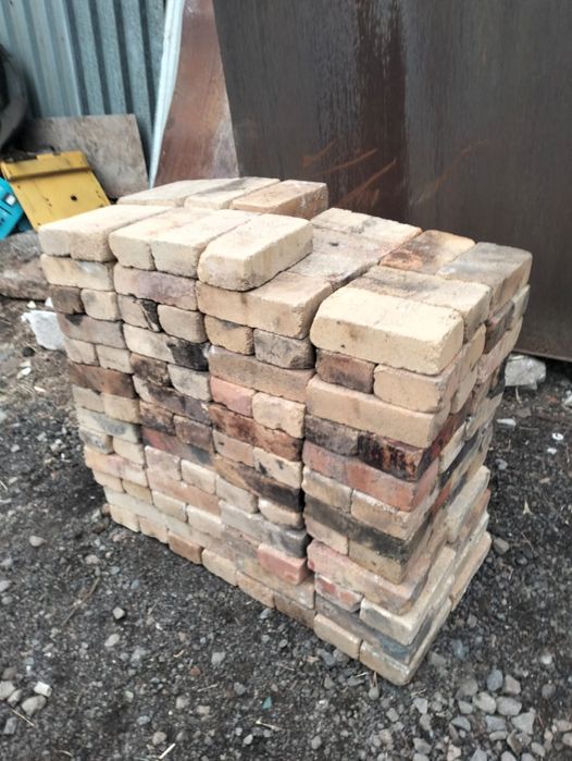 Продаю огнеупорные кирпичи