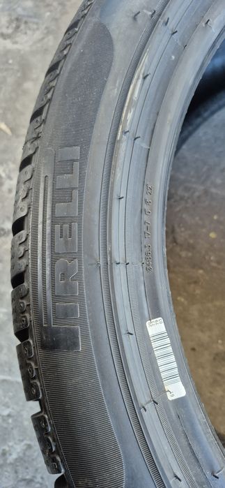 2 anvelope iarna noi Pirelli 255/40/19,dot 2022.Pretul este pe bucata.