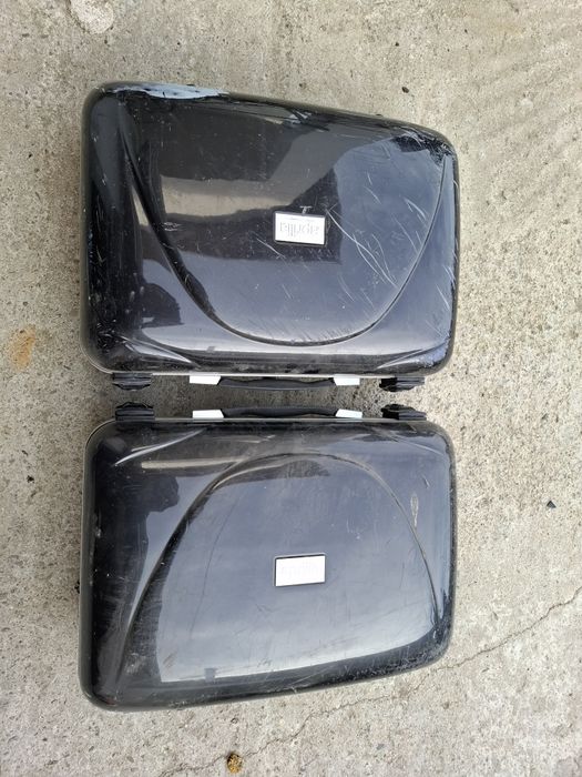 Cutii laterale sidecases pentru Aprilia Pegaso 650
