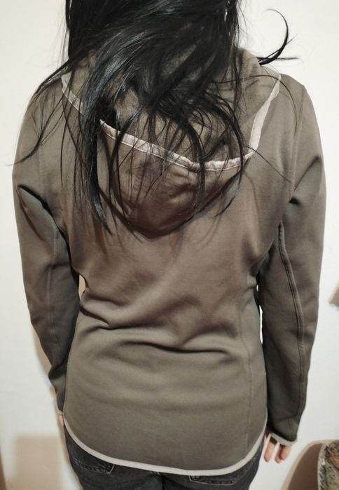 Hanorac Salomon mărime M și Dynafit mărime S femei