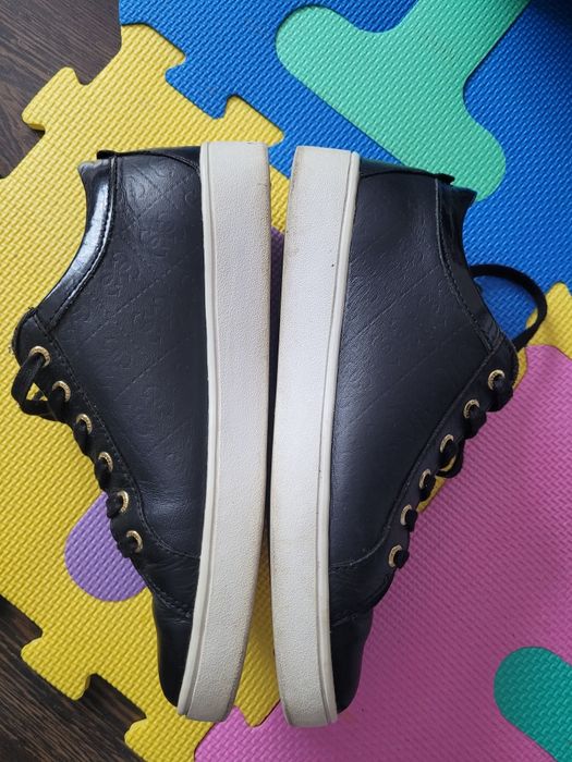 Adidasi piele Guess nr.37
