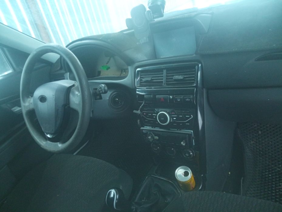 Разбор Lada Priora 2 2014год
