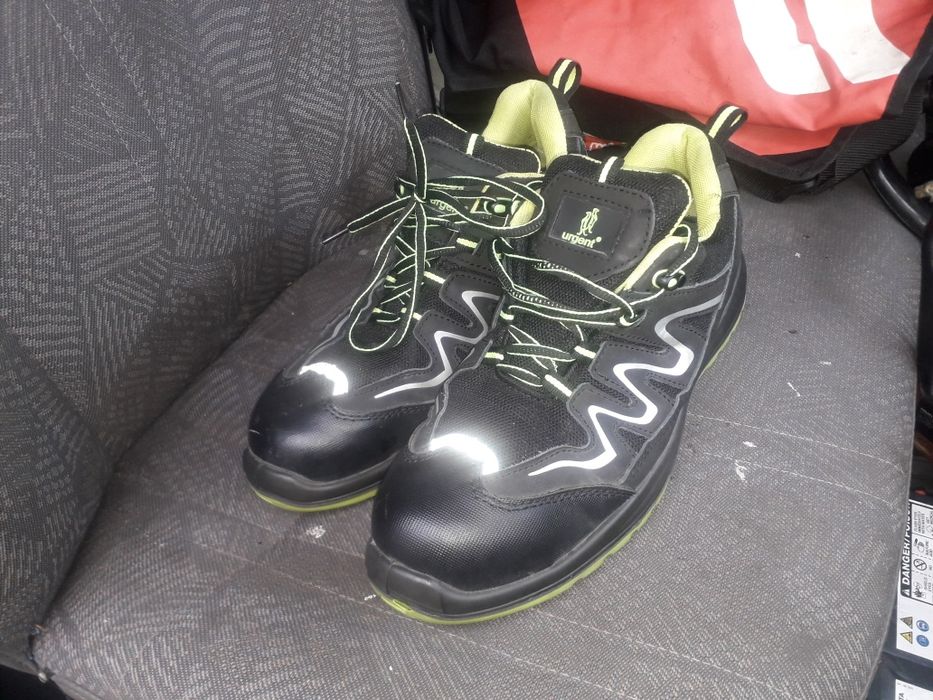 Bocanci cu bot de fier marimea 45 Germany