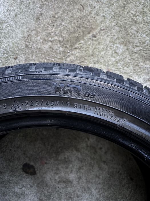 Зимни гуми Nokian 225 45 17