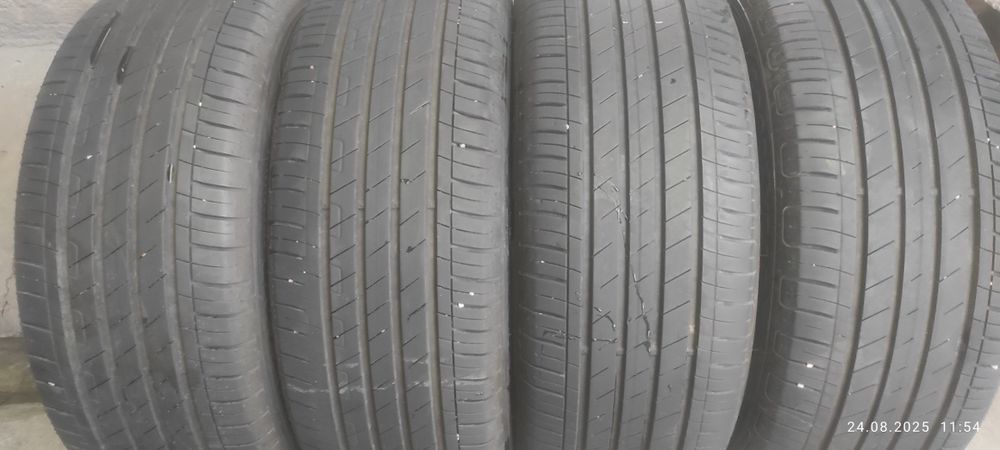 215/55R17 94V  Goodyear