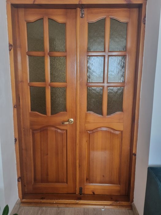 Продам двери межкомнатные