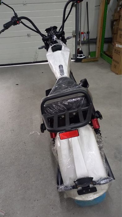 Scuter electric choper