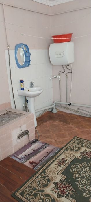 Одно комнатный дом во дворе