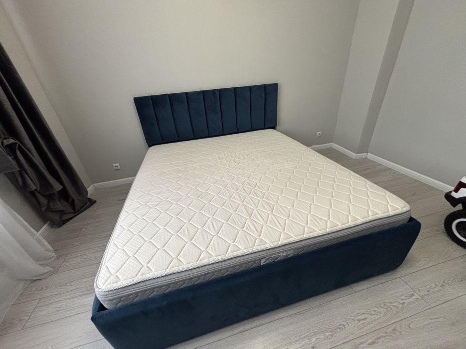 Продам двуспальная кровать