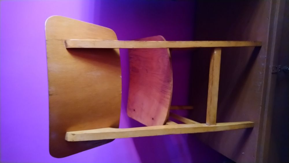 Кухненски СТОЛОВЕ от ДЪРВО -Трапезни- Удобни, Стабилни. Много Запазени