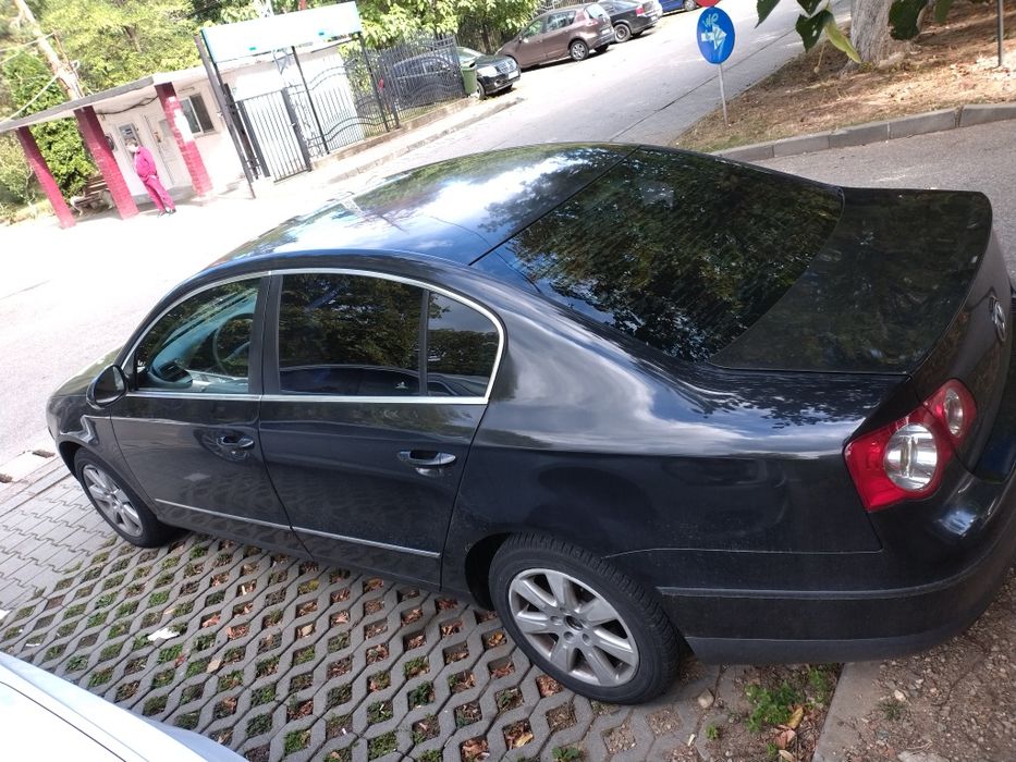 Vând plasat b6 2008