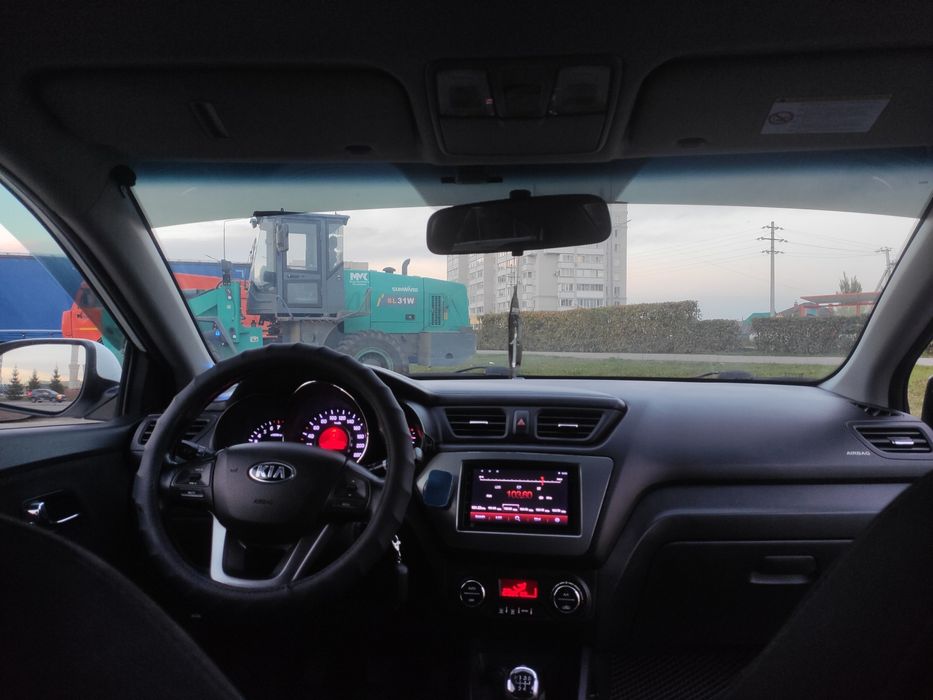 Kia rio 3 2013 год