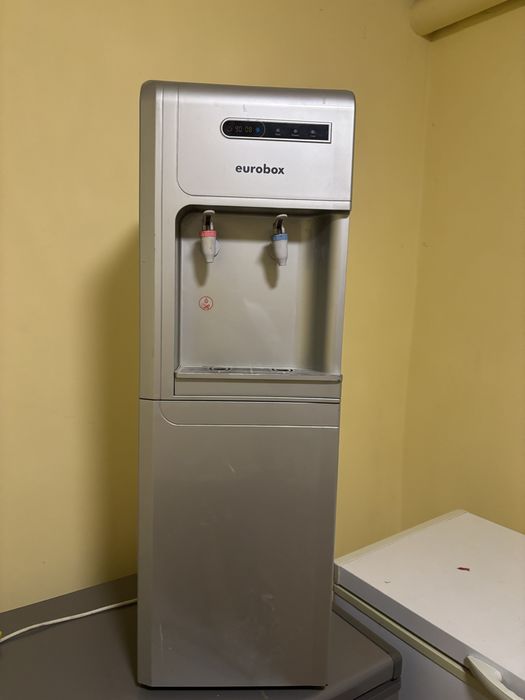 Продаю Диспенсер